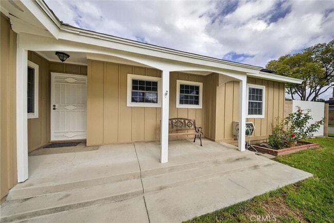 Building Photo - 4201 Franklin Ave