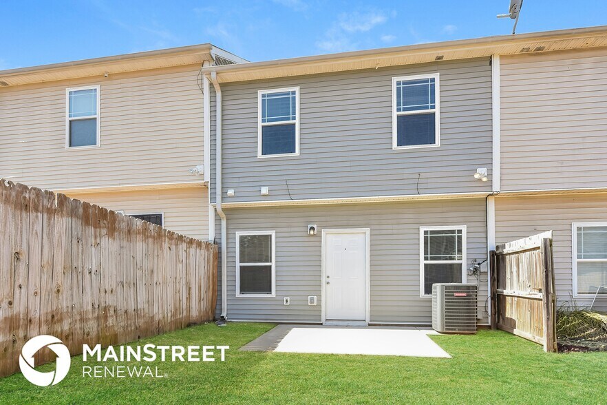 Building Photo - 6332 Ellenwood Dr