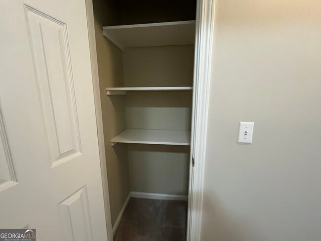 Building Photo - 10055 Lauren Hall Ct