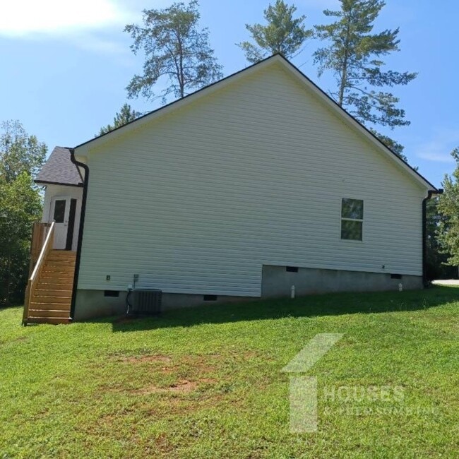 Building Photo - 401 Bramlett Rd