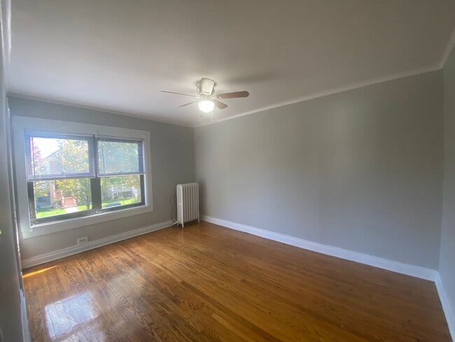 Building Photo - 4210 N Kilpatrick Ave