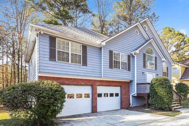 Building Photo - 2740 Owens Dr