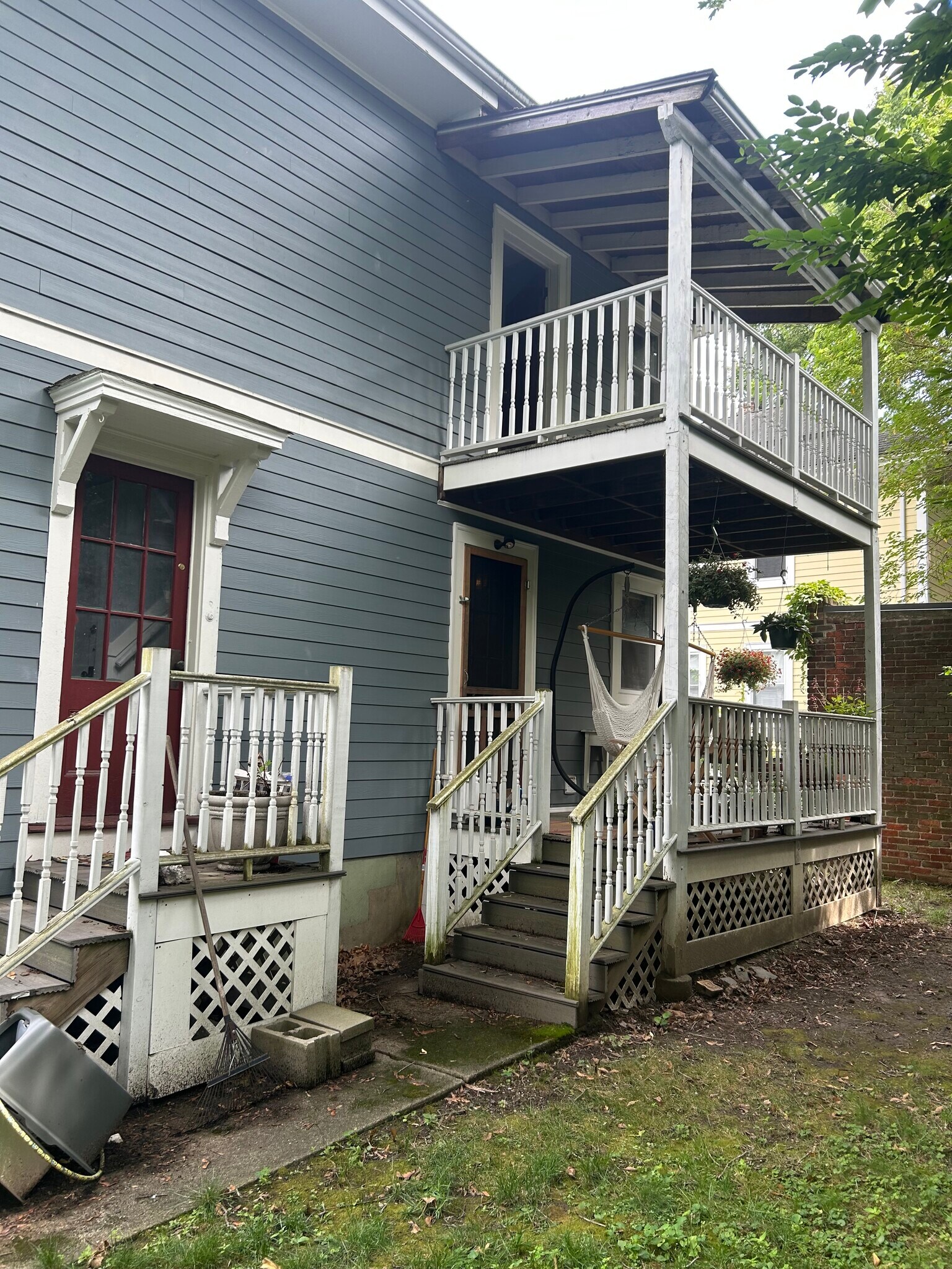 Building Photo - 48 Standish St