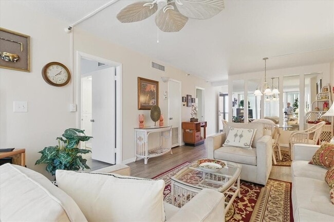 Building Photo - 244 St Augustine Ave