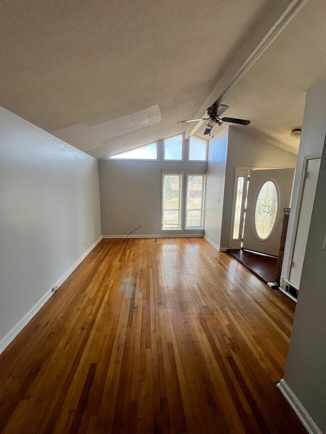 Building Photo - Nice Home For Rent