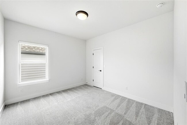 Building Photo - 8709 Lullwater Trl