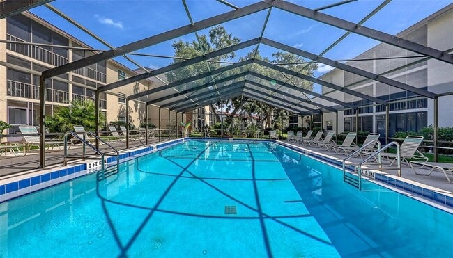 Building Photo - 2220 Stickney Point Rd