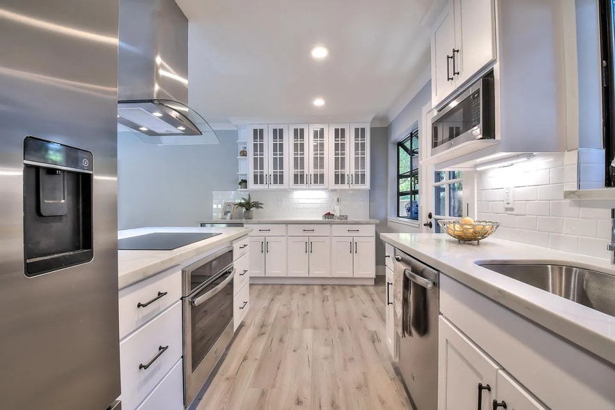 Building Photo - 494 Lassen St