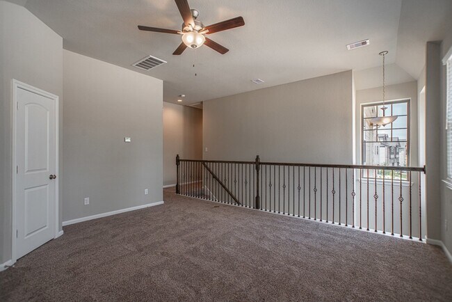Building Photo - 28104 Rocky Heights Dr