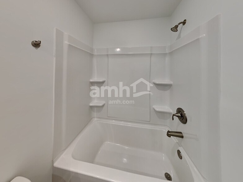 Building Photo - 216 Argea Dr