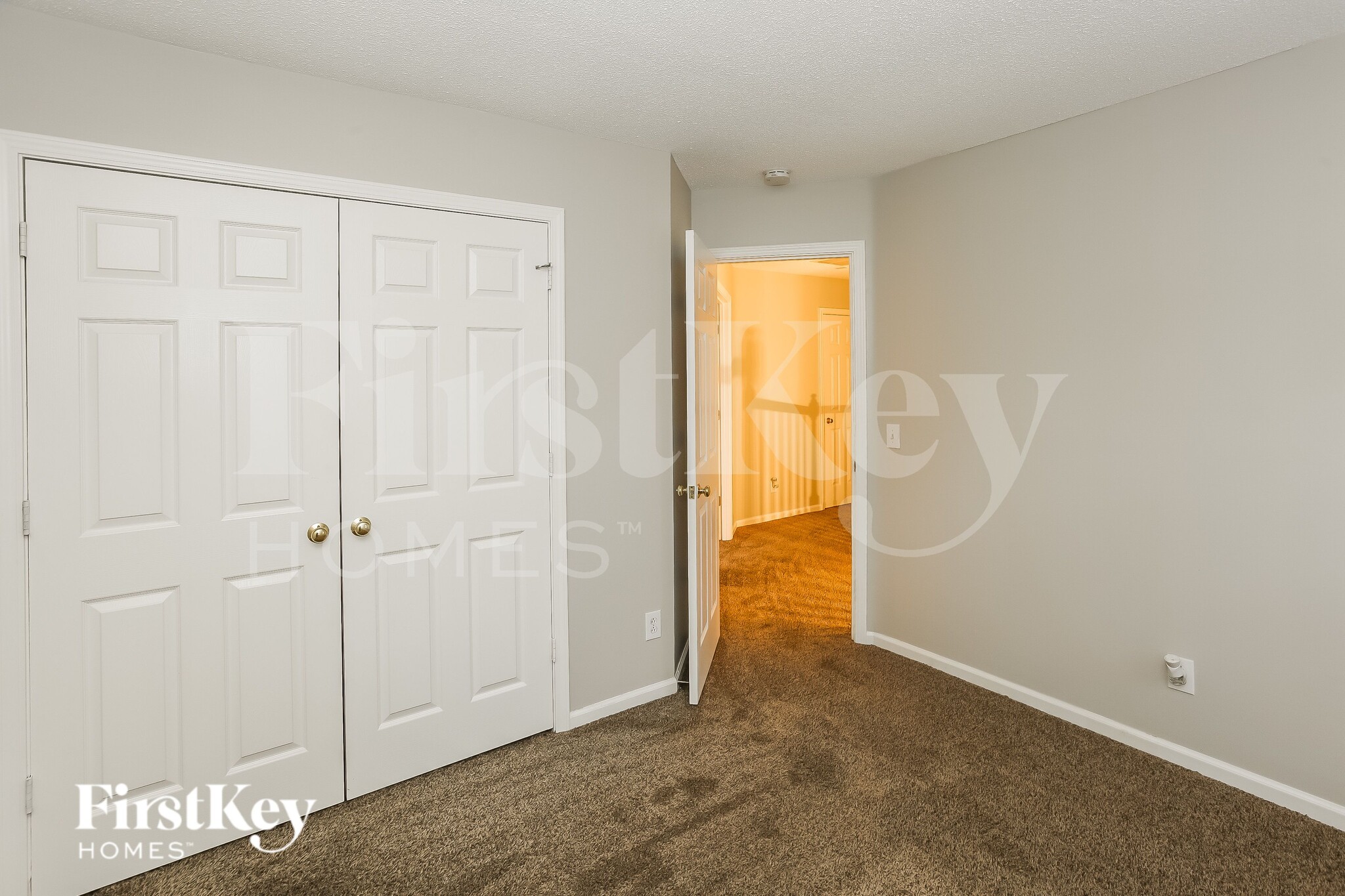 Building Photo - 7115 Scuppernong Ct