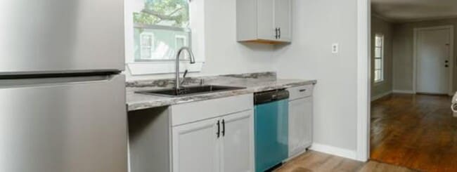 Building Photo - 358 Breamwood Ave