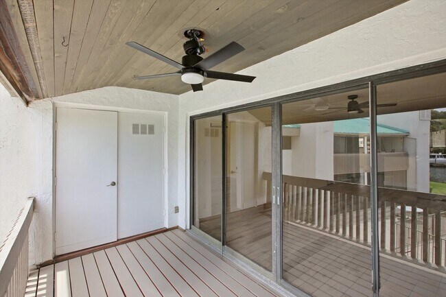 Building Photo - 412 Southwind Dr