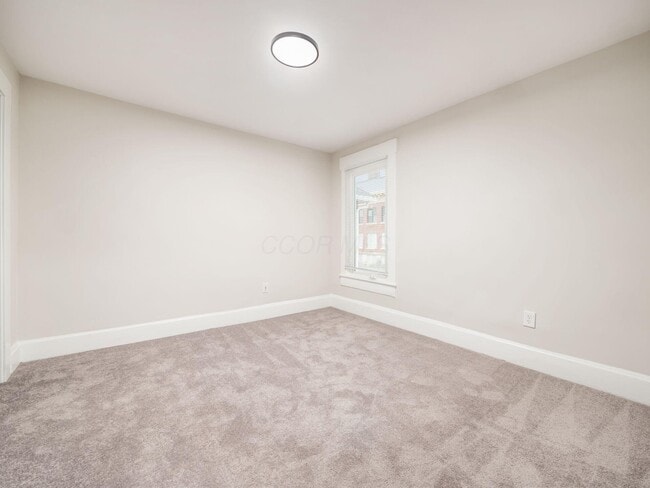 Building Photo - 730 Bellows Ave