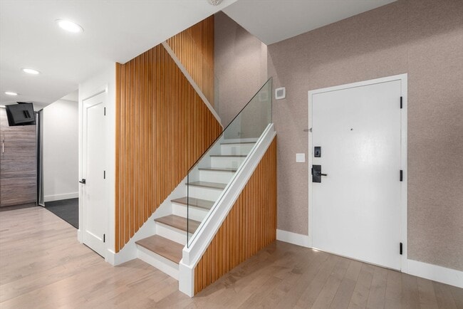 Building Photo - 65 Lake Ave