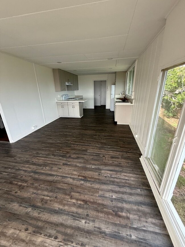 Building Photo - For Rent – 2BR / 1BA Home with Stunning Kahala Mountain View