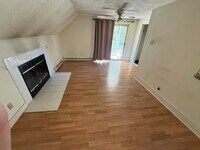 Building Photo - 22 Emmett St