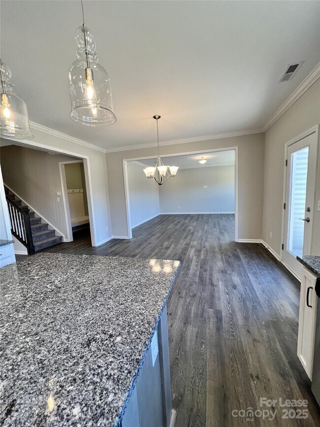 Building Photo - 1006 Creeks Landing Dr