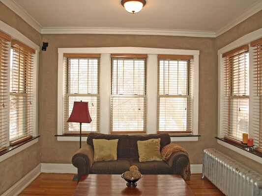 Building Photo - 246 S Maple Ave