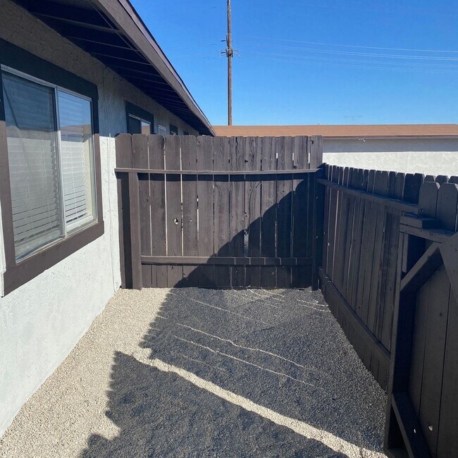 Building Photo - 21375 Bear Valley Rd