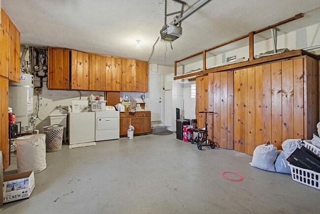 Building Photo - Spacious 5BR Home Near SDSU – Ideal for Students or Families