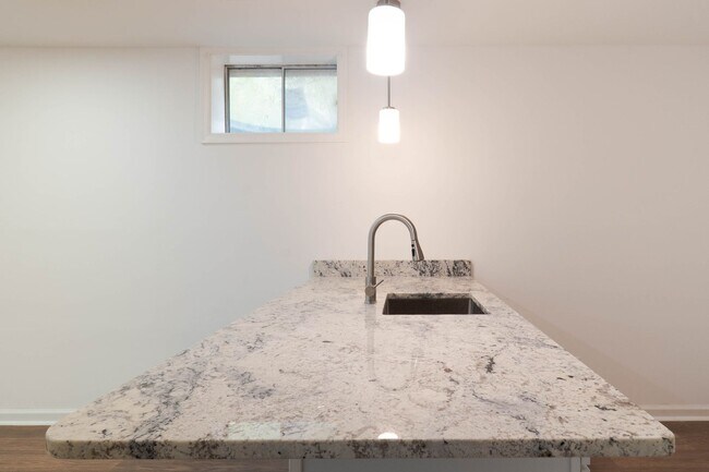 Building Photo - Fabulous Home in Aquia Harbor