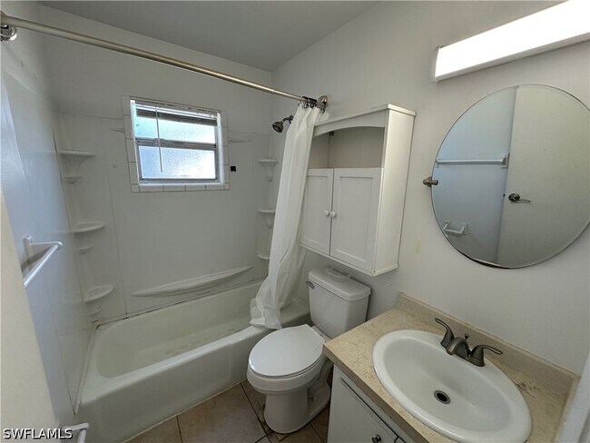 Building Photo - 7209 Barragan Rd