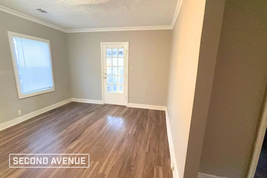 Building Photo - 3387 Radford Rd