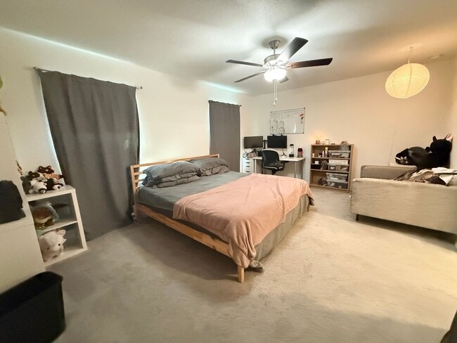 Building Photo - Bryant Square 2/2.5 1 car garage