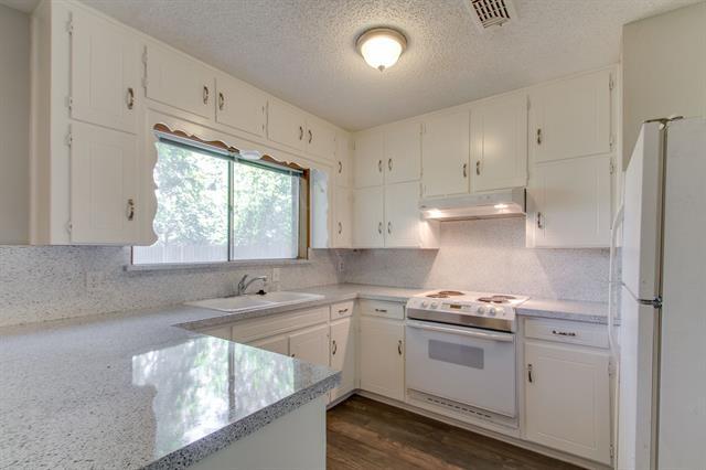 Building Photo - 6024 Blueridge Dr