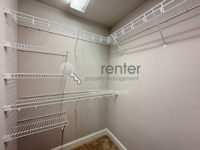 Building Photo - 2611 Wendell Wy