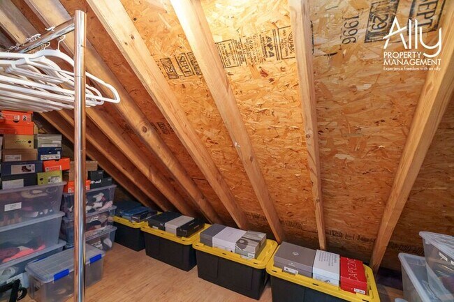 Building Photo - 2733 Southern Hills Ct