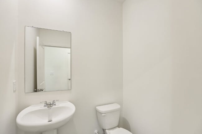 Building Photo - 2582 Grey Hawk Dr