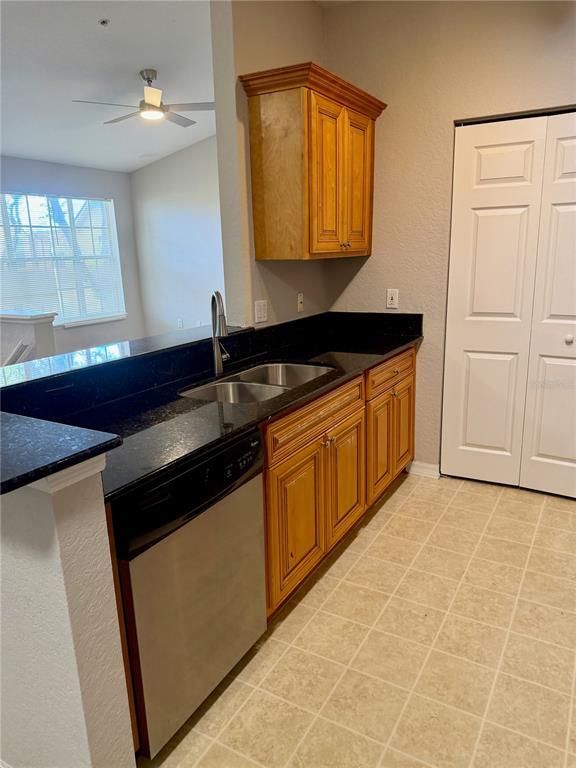 Building Photo - 826 Grand Regency Pointe
