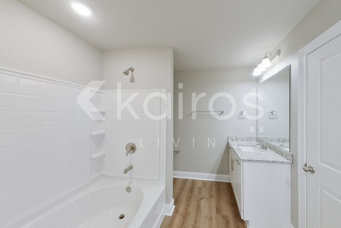 Building Photo - 22850 Monterey Ave