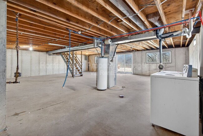 Building Photo - 12887 Fox Haven Dr