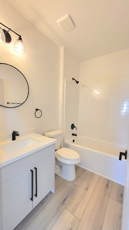 Building Photo - 1271 S Dandelion St