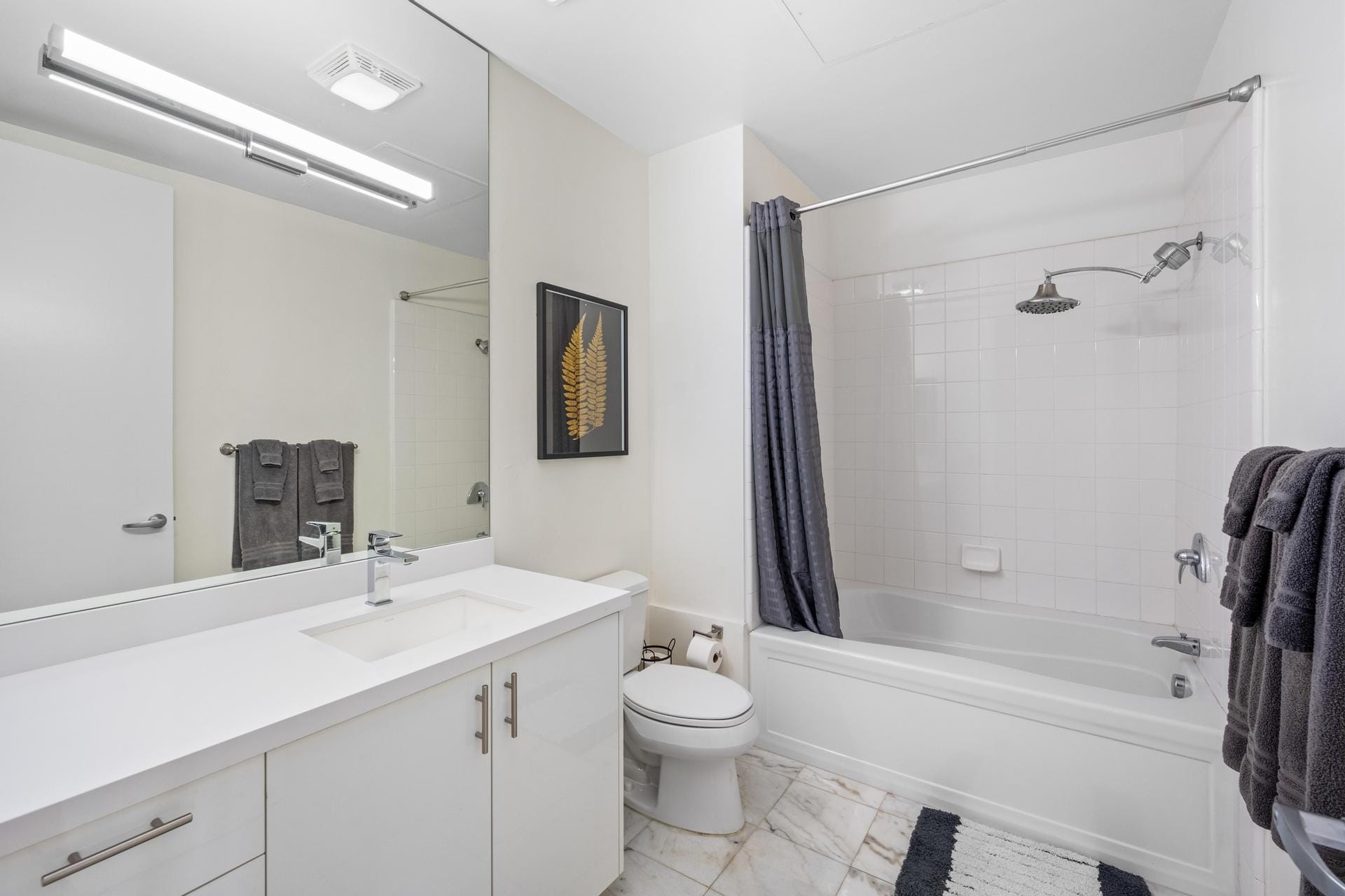 Building Photo - 1025 Island Ave