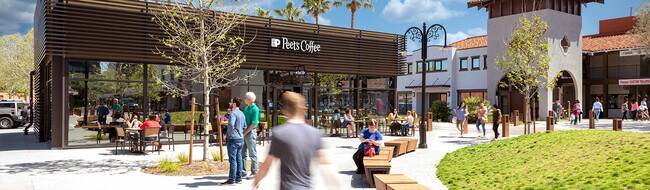 Building Photo - 720 W Valley Dr