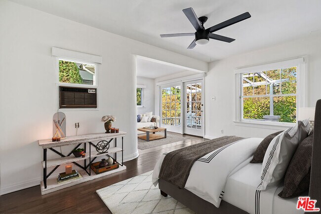 Building Photo - 4920 Marathon St