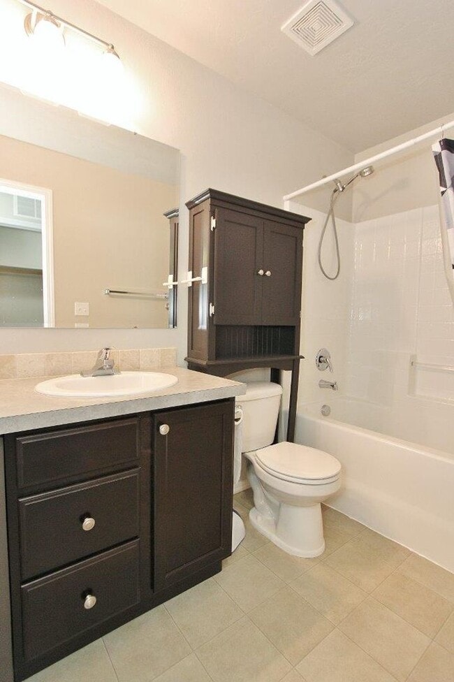 Building Photo - Beautiful Home in Meridian: Available Now!