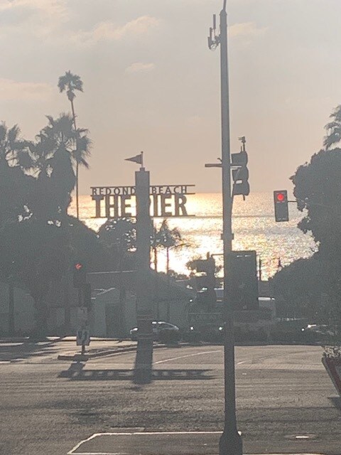 Building Photo - 230 S Catalina Ave