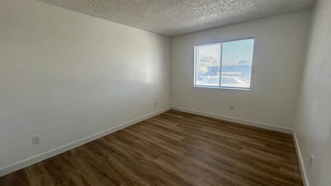 Building Photo - 2Bd Apartment Available For Rent