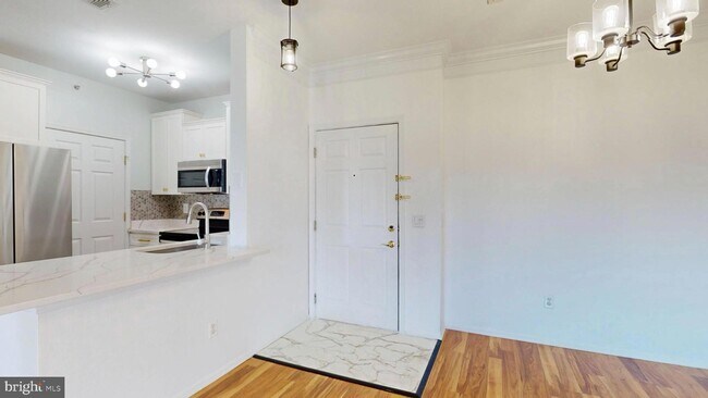 Building Photo - 1591 Spring Gate Dr.