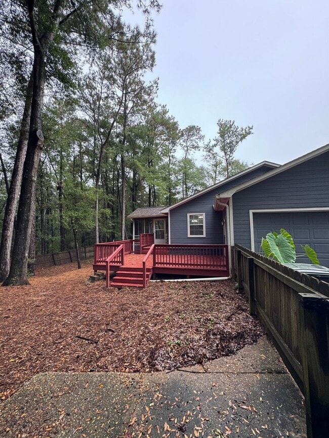 Building Photo - Foxhill Subdivision!