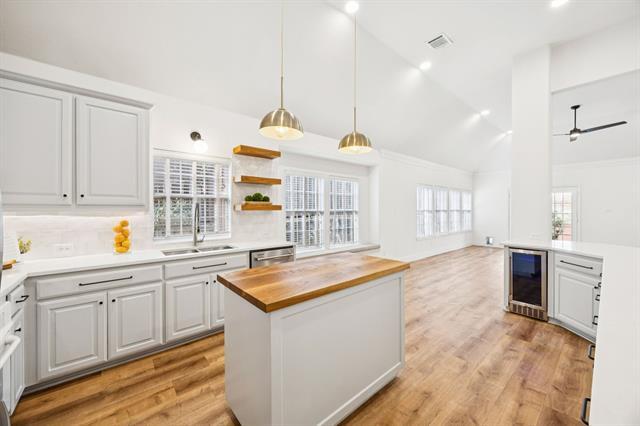 Building Photo - 1273 Tioga Dr