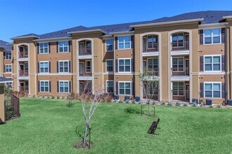 Building Photo - 1430 Mile 6 1/2 W