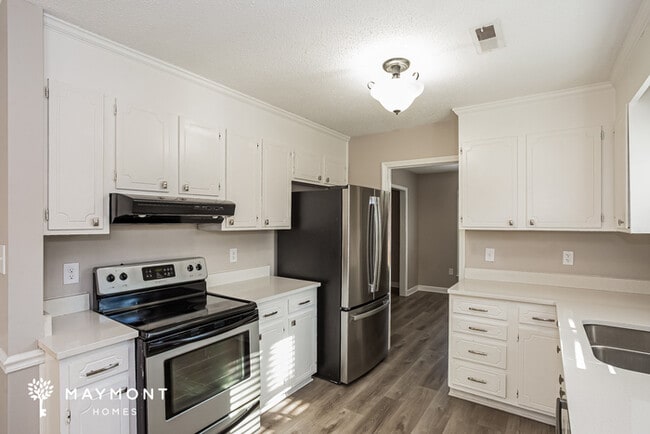 Building Photo - 1101 Bloom Wood Ln