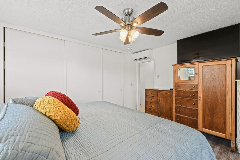 Building Photo - 3600 N Ocean Dr