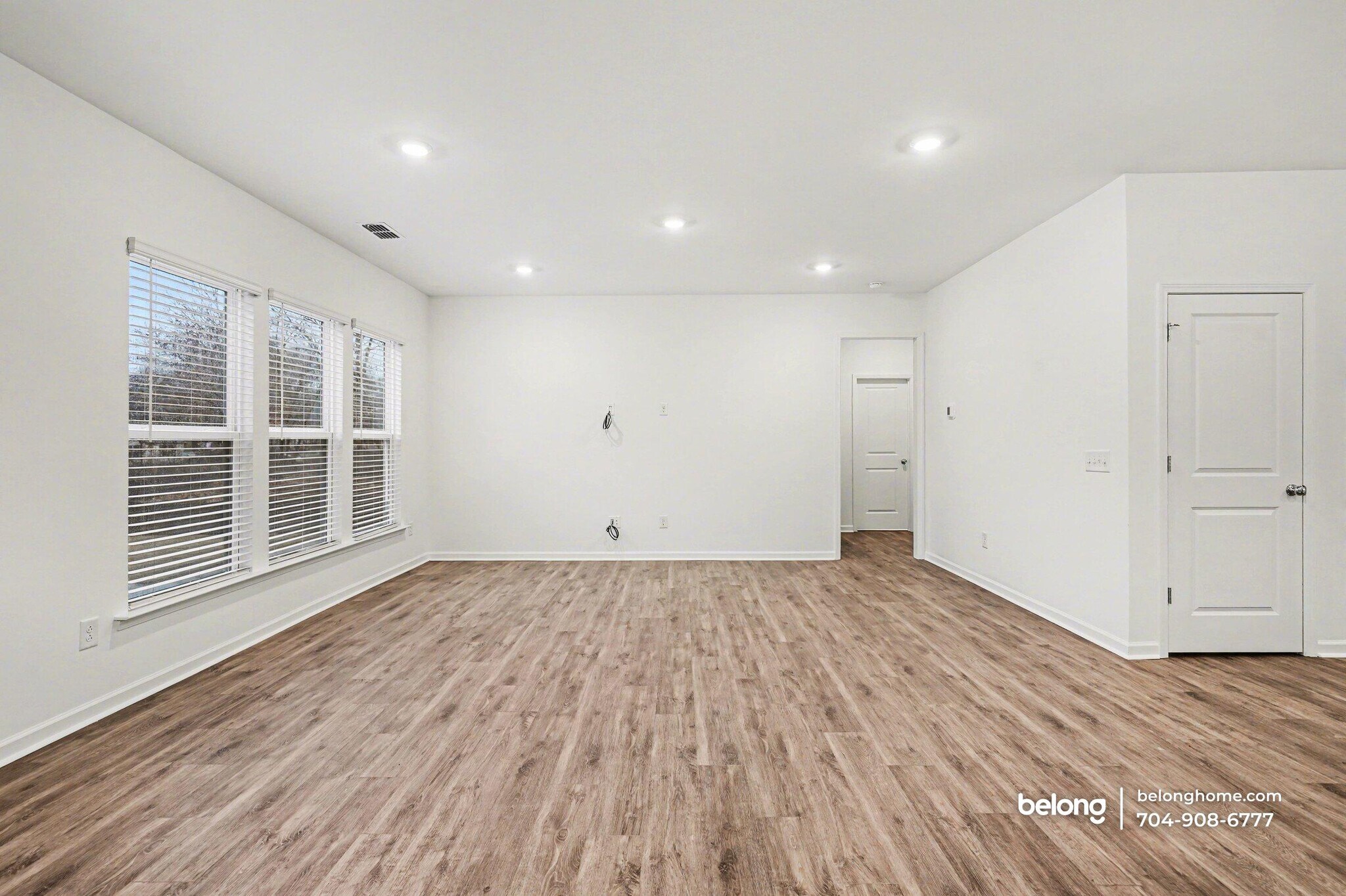 Building Photo - 1817 Riverbend Ave